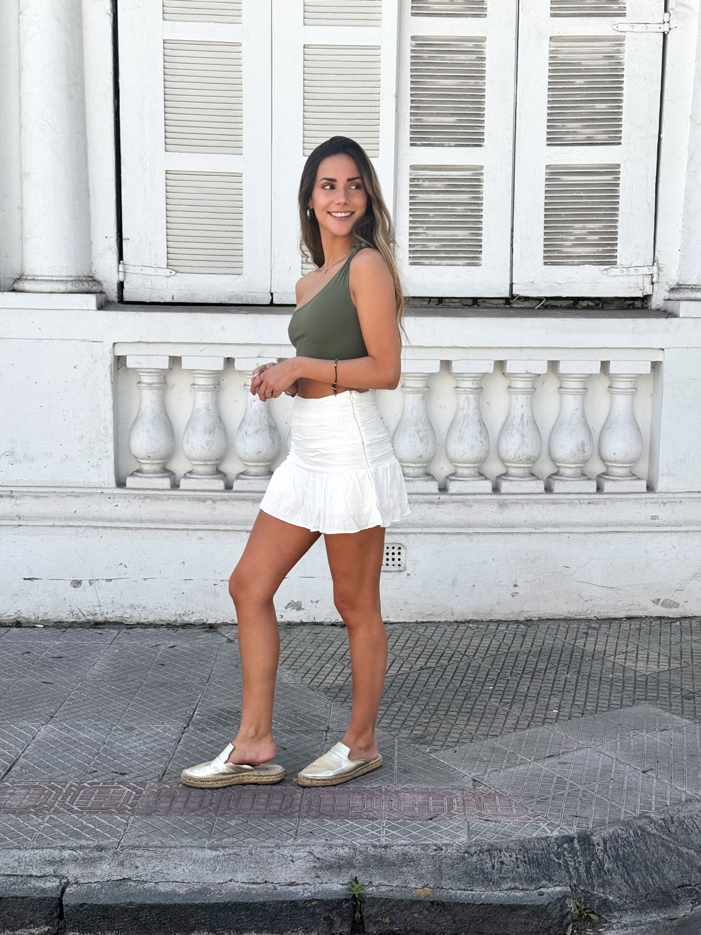 Falda short Rosario Crudo