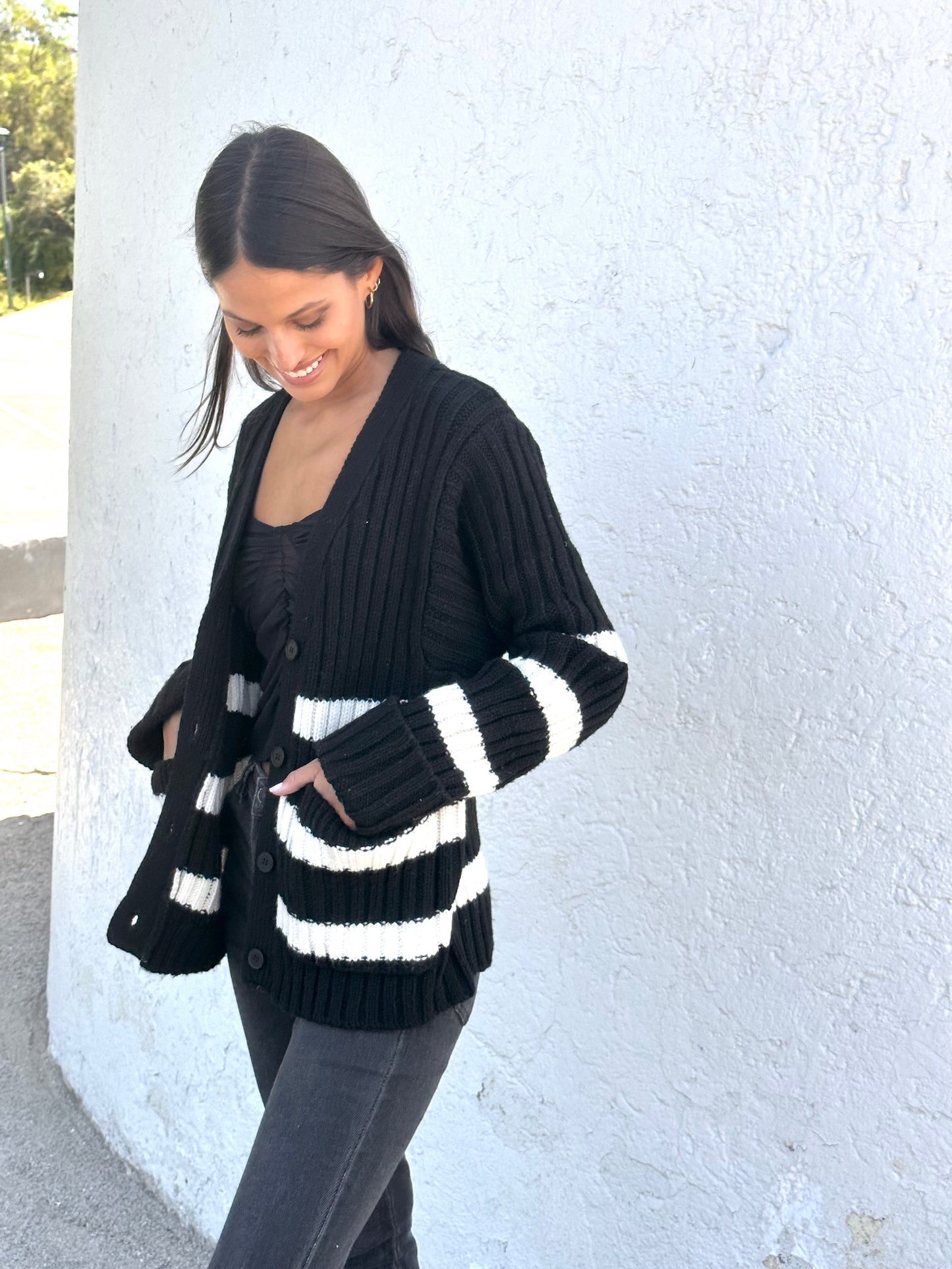 SWEATER FILIPA NEGRO CON RAYAS