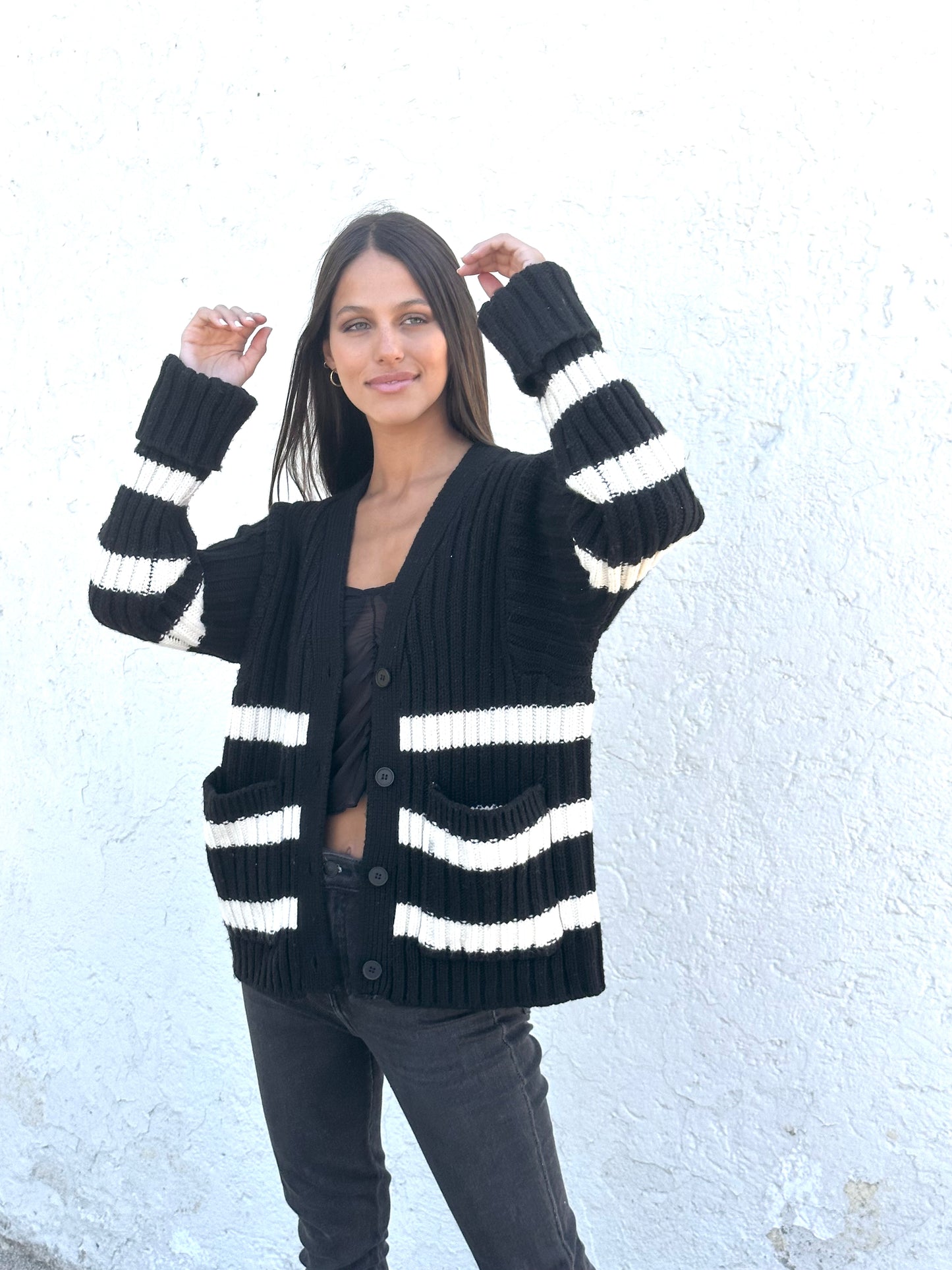 SWEATER FILIPA NEGRO CON RAYAS