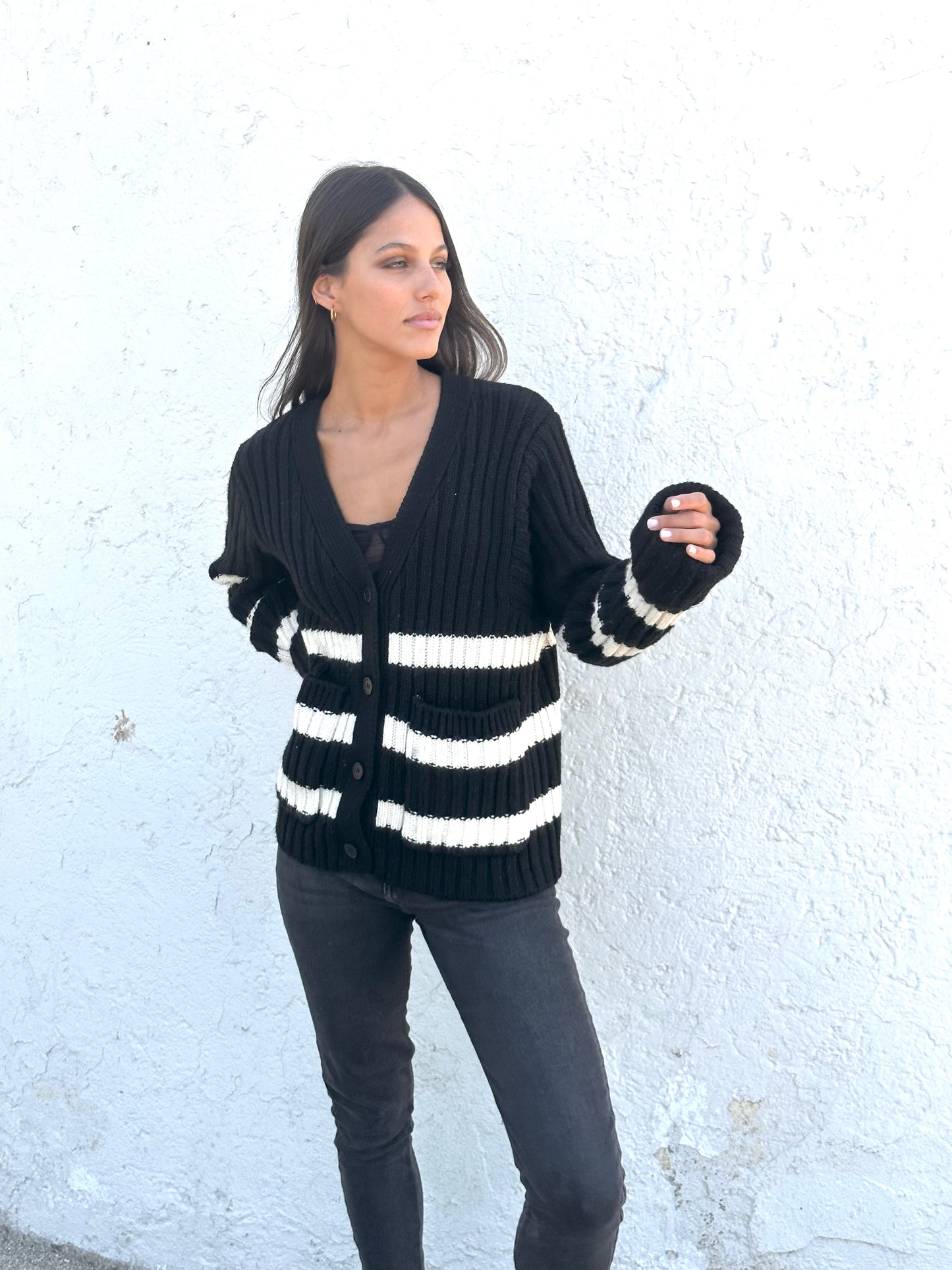 SWEATER FILIPA NEGRO CON RAYAS