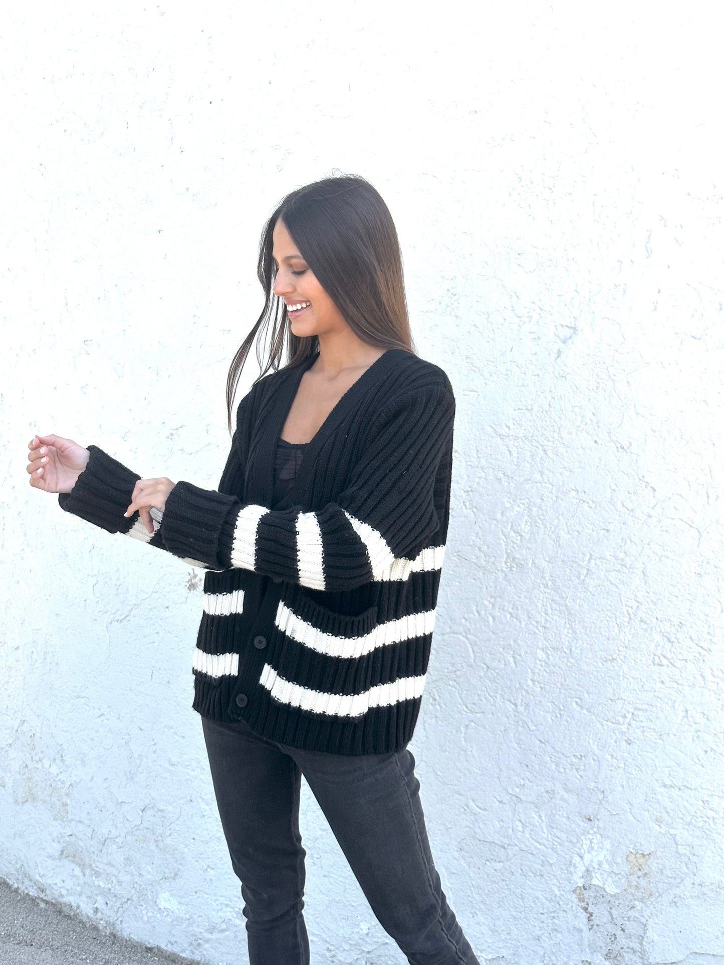 SWEATER FILIPA NEGRO CON RAYAS