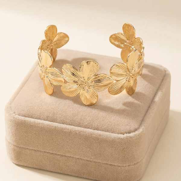 Brazalete Flor Dorado