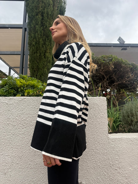 SWEATER CAIRO RAYAS NEGRO
