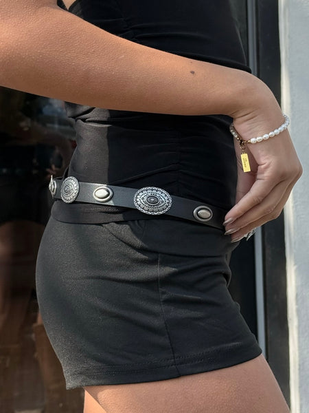 CINTURÓN NINA NEGRO PLATEADO