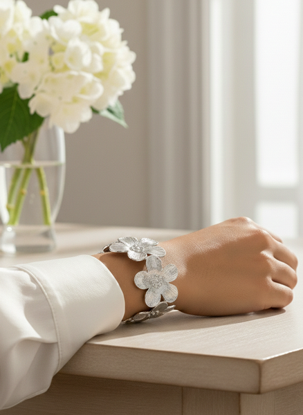 Brazalete Flor Plateado