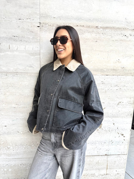 CHAQUETA CLARA GRIS