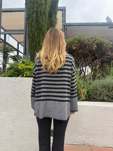 SWEATER CAIRO RAYAS GRIS