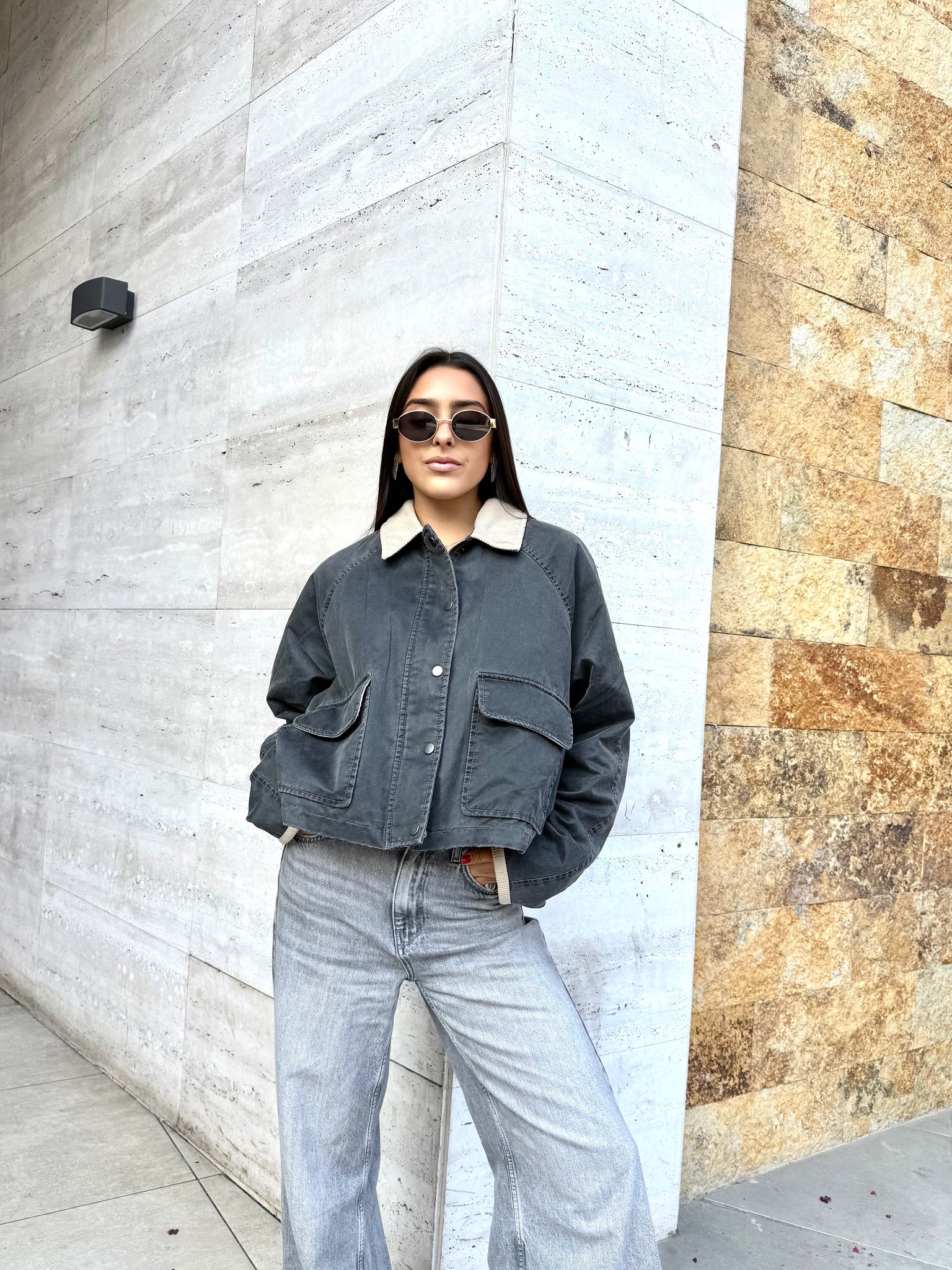CHAQUETA CLARA GRIS