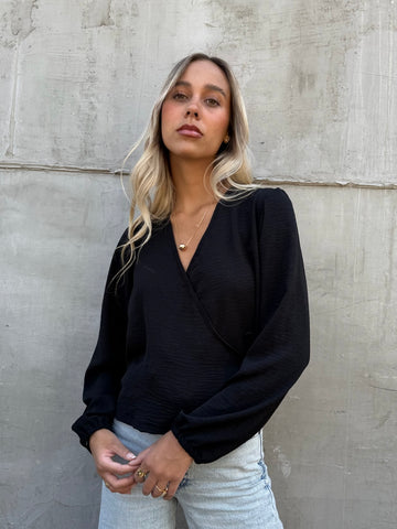 BLUSA MALLORCA MANGA LARGA NEGRO