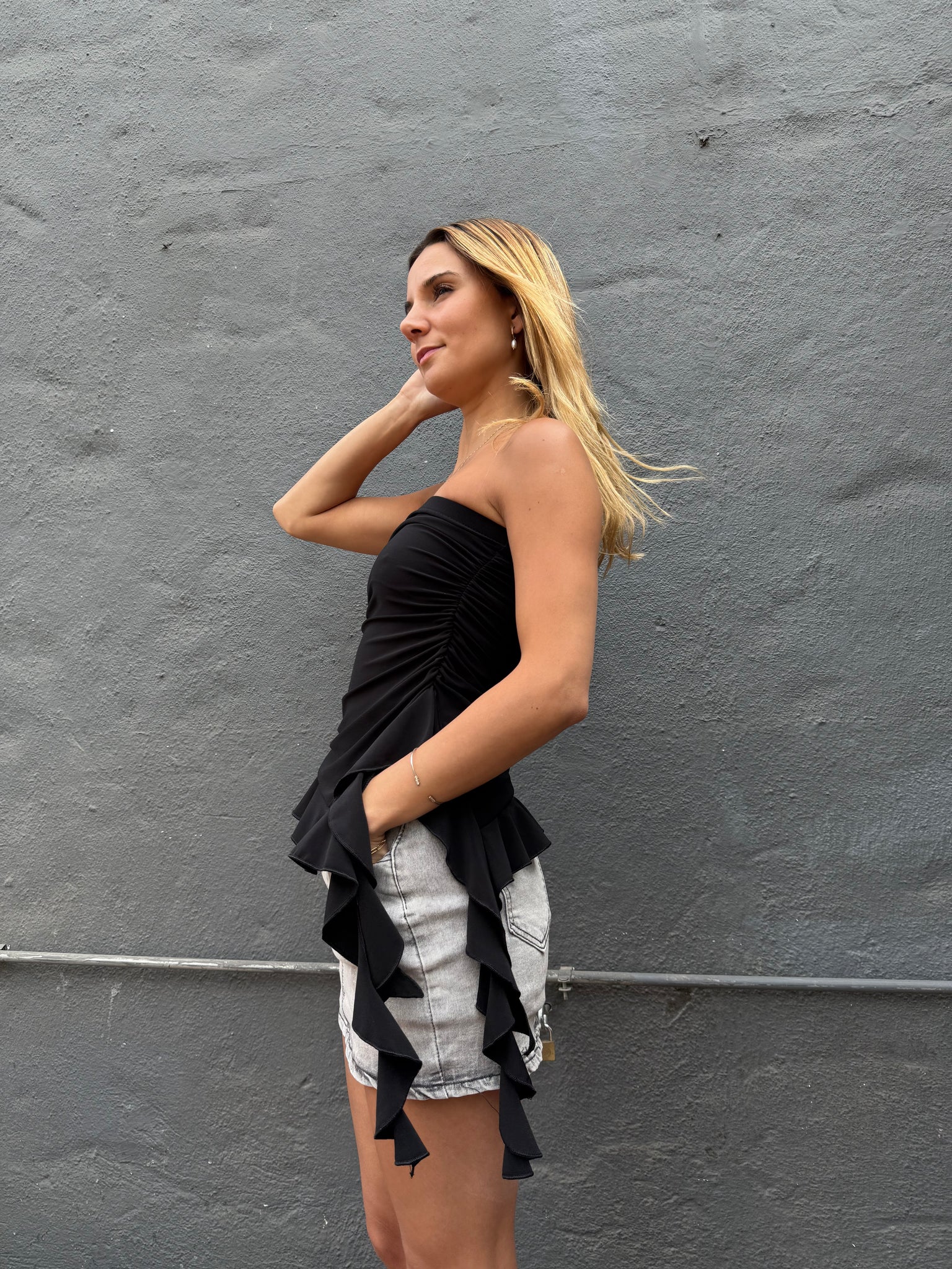 TOP ALBA NEGRO VOLANTES