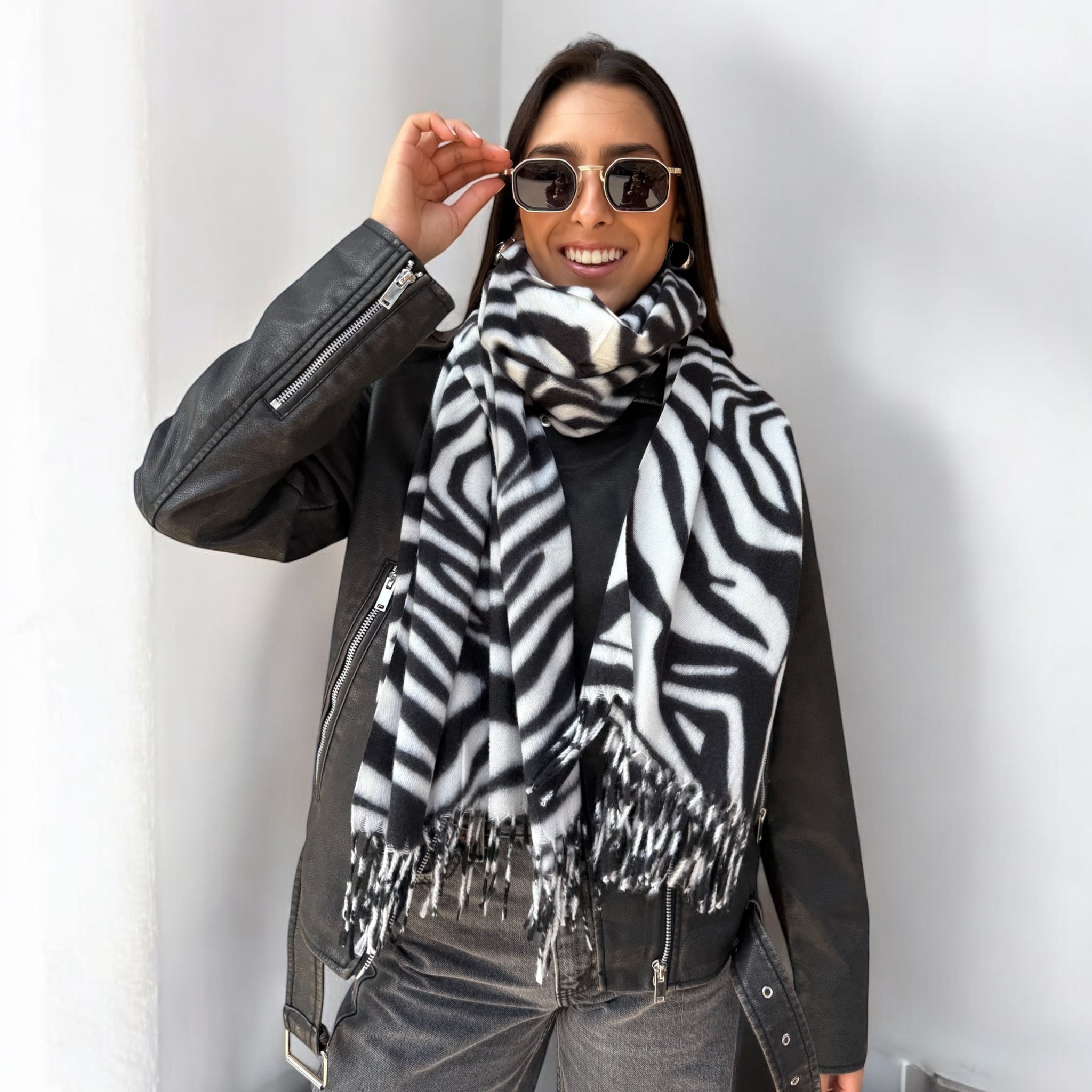 BUFANDA PRINT CEBRA NEGRO