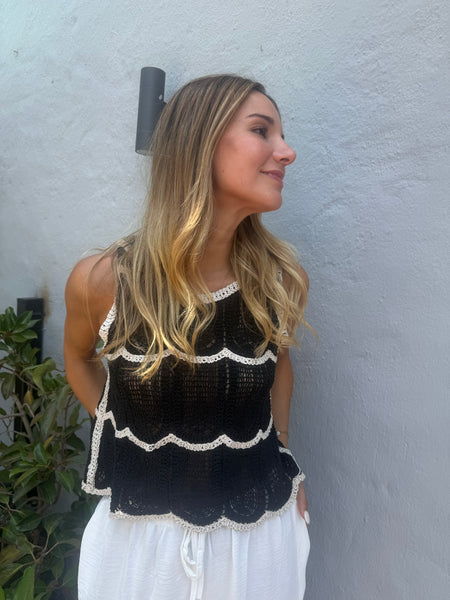 TOP BORDADO PARIS NEGRO