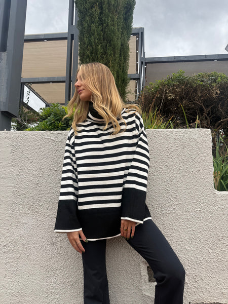 SWEATER CAIRO RAYAS NEGRO